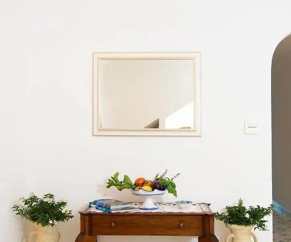 La Borragine Готель типу 