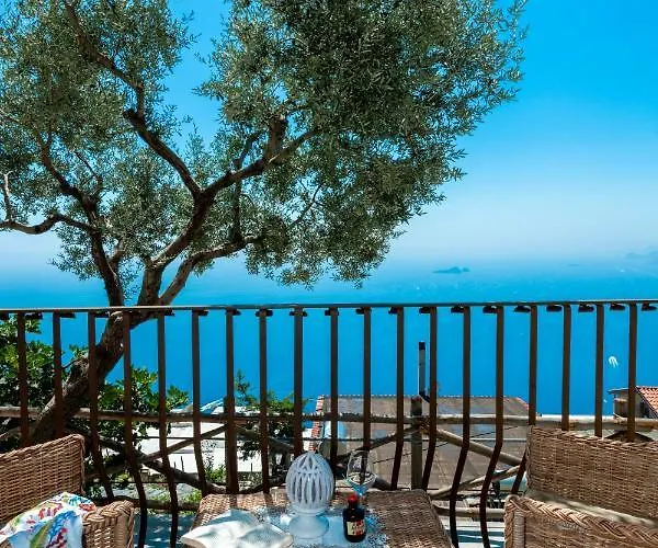 La Borragine Bed & Breakfast 4*