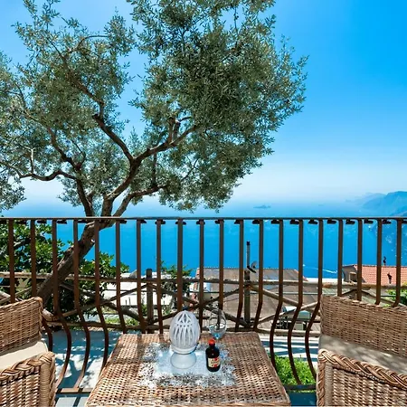 Bed & Breakfast La Borragine 4*